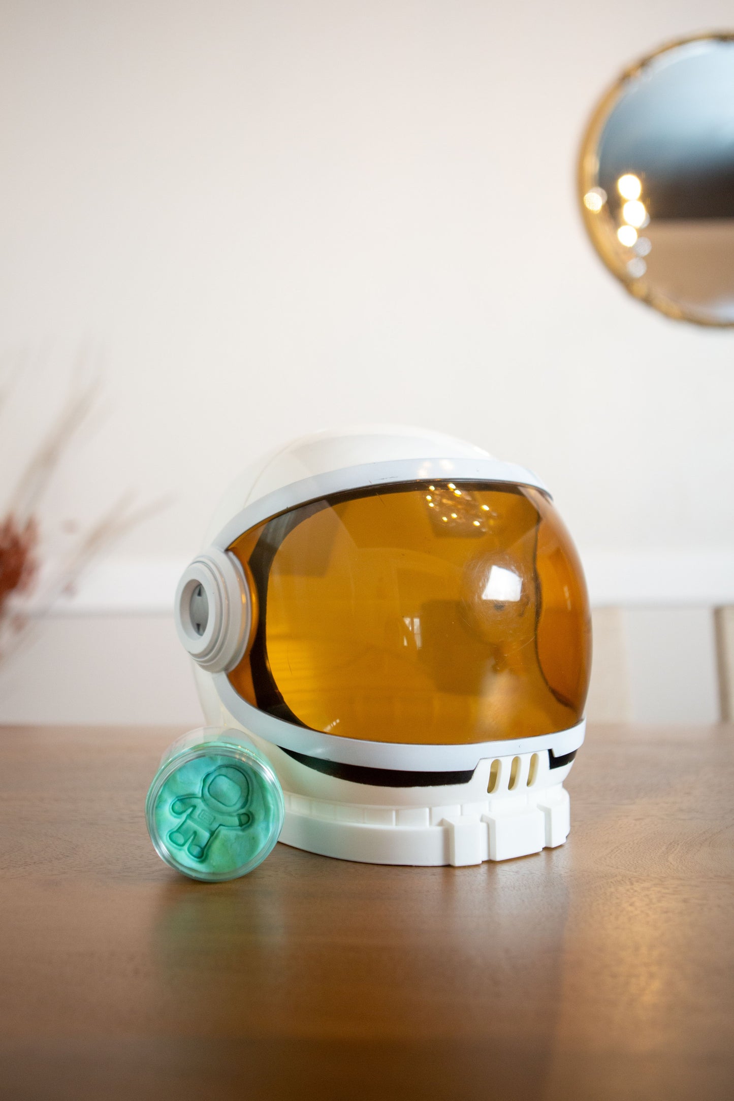 Adventurous like an Astronaut
